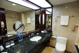 Holiday Inn Shanghai Nanjing Road