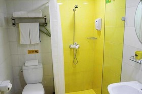 Home Inn Shanghai Pudong Airport Longdong Avenue