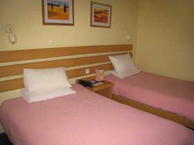 Home Inn Shanghai Daning International Zhabei Park Branch