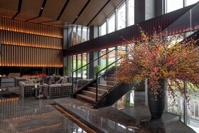 Hyakumangoku Onsen Hotel