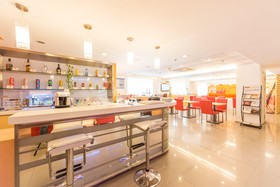 ibis Shanghai Xujiahui