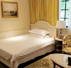 Imperial Palace Club