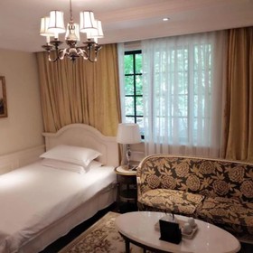 Imperial Palace Club