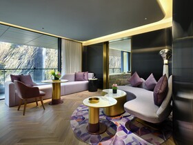 Intercontinental Shanghai Wonderland