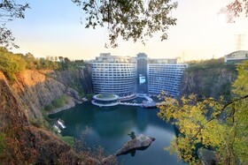 Intercontinental Shanghai Wonderland