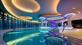 Intercontinental Shanghai Wonderland