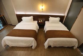 James Joyce Coffetel Shanghai International Tourism and Resorts Zone Branch