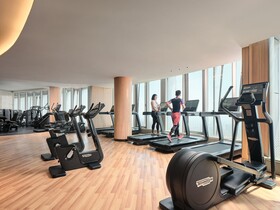 J Hotel Shanghai Tower