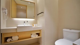 JI Hotel Shanghai South Xizang Road