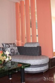Jingcai Life Party Hotel