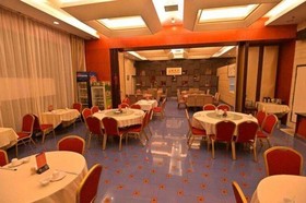 Jingcai Life Party Hotel
