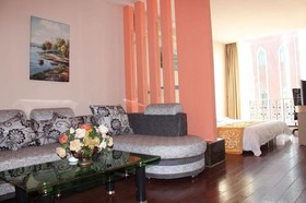 Jingcai Life Party Hotel