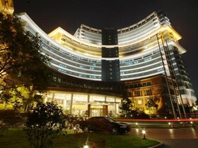 Jin Jiang Pine City Hotel