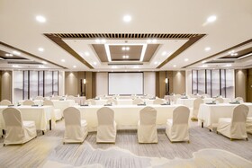 Jin Jiang Pine City Hotel