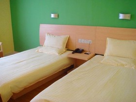 Jitai Hotel Shanghai Bailian Zhonghuan Commerce Plaza