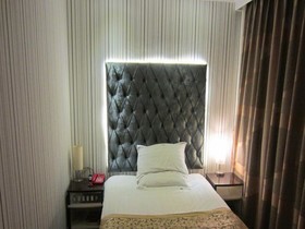 Jiu Jiu Holiday Hotel
