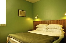 Le Tour Traveler's Rest Youth Hostel