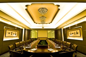 Luxemon Hotel