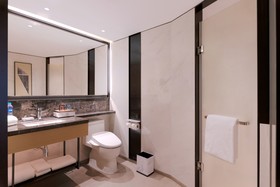 Luxemon Hotel