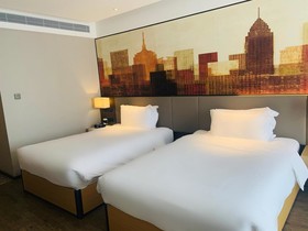 Mercure Shanghai Hongqiao Railway Station