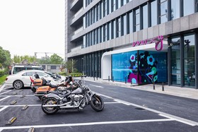 Moxy Shanghai Hongqiao Cbd