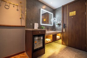 Nostalgia Hotel Shanghai Fudan University