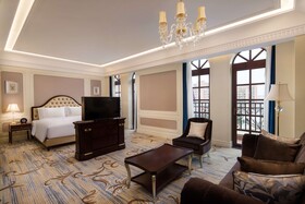 Radisson Blu Forest Manor Hotel, Shanghai Hongqiao