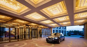 Radisson Blu Forest Manor Hotel, Shanghai Hongqiao