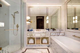 Radisson Blu Forest Manor Hotel, Shanghai Hongqiao