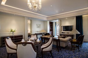 Radisson Blu Forest Manor Hotel, Shanghai Hongqiao