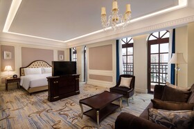 Radisson Blu Forest Manor Hotel, Shanghai Hongqiao
