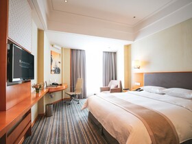 Ramada Plaza by Wyndham Shanghai Pudong Airport