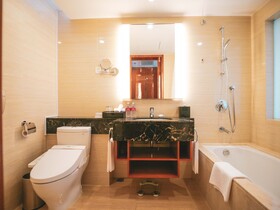 Ramada Plaza by Wyndham Shanghai Pudong Airport