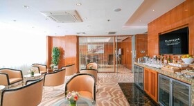 Ramada Plaza by Wyndham Shanghai Pudong Airport
