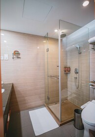 Ramada Plaza by Wyndham Shanghai Pudong Airport