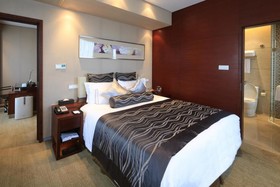 Ramada Plaza by Wyndham Shanghai Caohejing