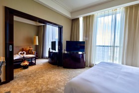 Renaissance Shanghai Pudong Hotel