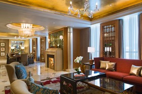 Renaissance Shanghai Pudong Hotel
