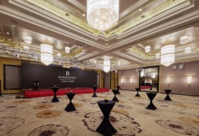 Renaissance Shanghai Pudong Hotel