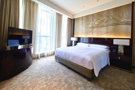 Renaissance Shanghai Pudong Hotel