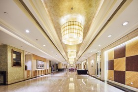 Renaissance Shanghai Pudong Hotel
