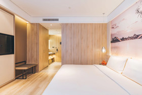 Shanghai Atour Hotel SNIEC Branch