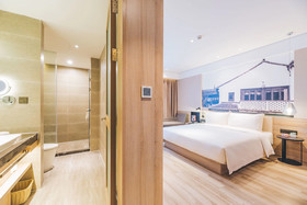 Shanghai Atour Hotel SNIEC Branch