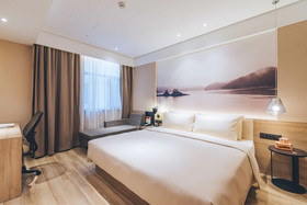 Shanghai Atour Hotel SNIEC Branch