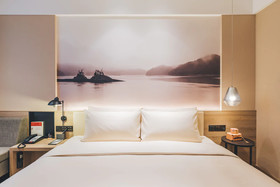 Shanghai Atour Hotel SNIEC Branch
