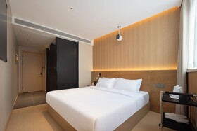 Shanghai Captain 5 Youth Hotel