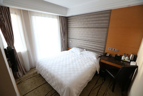 FX International Boutique Hotel