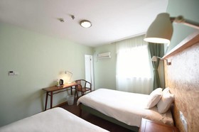 Shanghai Nanjing Road Youth Hostel