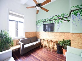 Shanghai Nanjing Road Youth Hostel