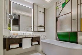 Shangri-La Qiantan